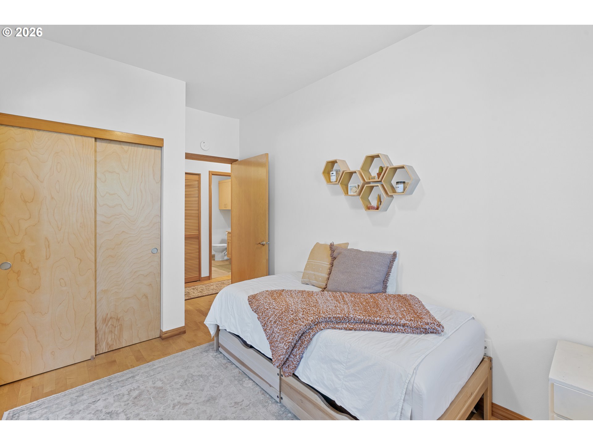 2024 Southwest Howards Way, Unit 405 Portland, OR 97201 - Photo 15 of 43