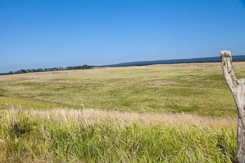 $888,000 | 9 Kaʻaluʻalu Road, Naalehu, HI 96772