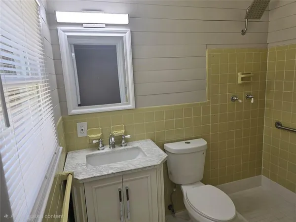 $3,800 | 3420 Northside Drive, Hapeville, GA 30354