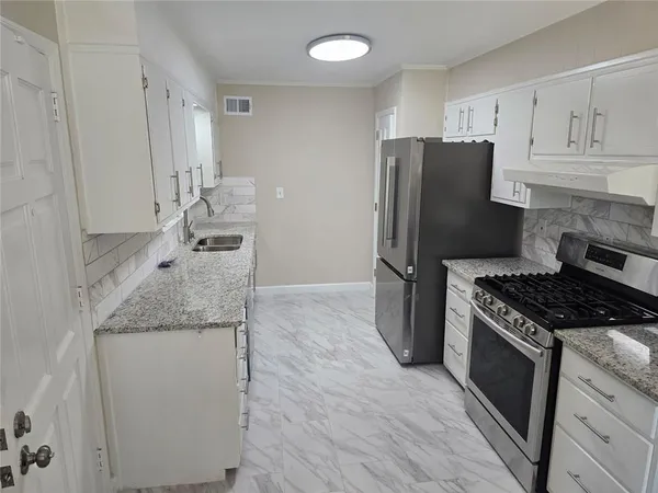 $3,800 | 3420 Northside Drive, Hapeville, GA 30354