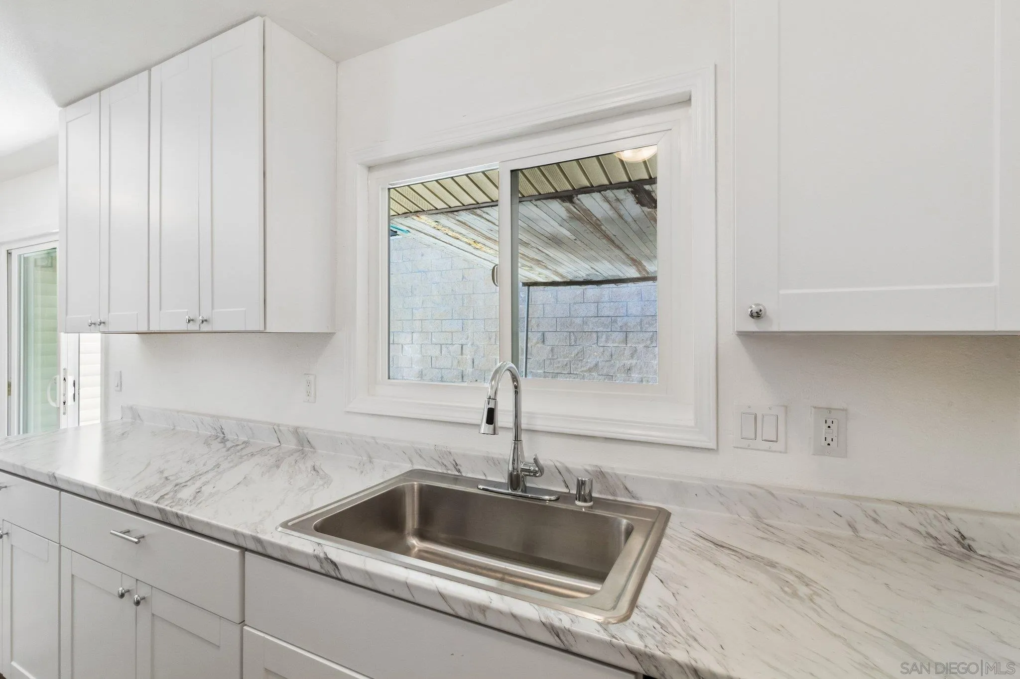 8717 Carribean Way Santee, CA 92071 - Photo 7 of 55