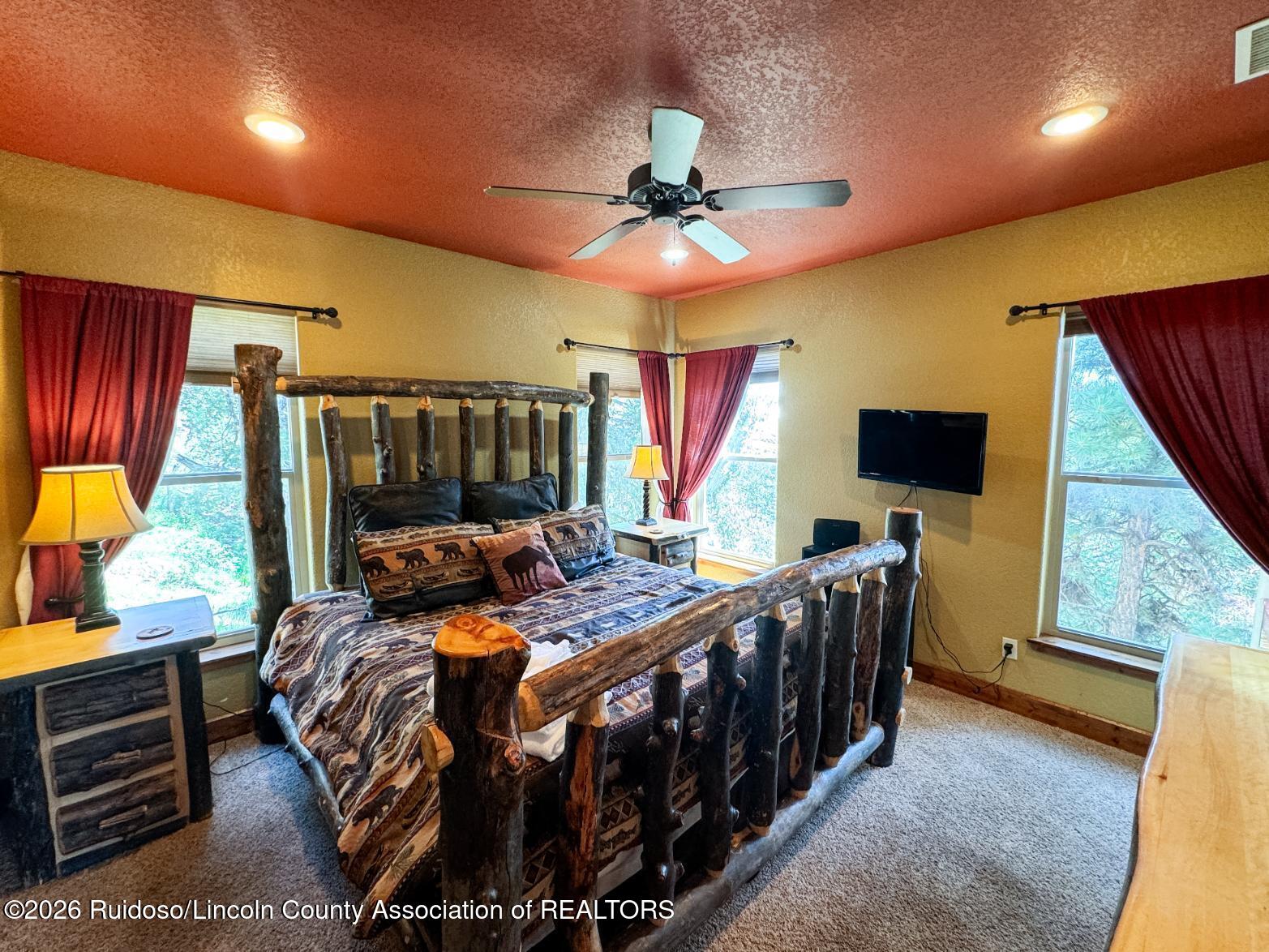 105 Abbey Place Ruidoso, NM 88345 - Photo 11 of 24 Gallery Image 11