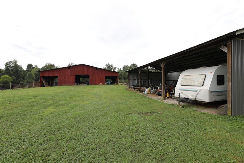 343 Gamble Road Madisonville, TN 37354 - Photo 6 of 36 Gallery Image 6
