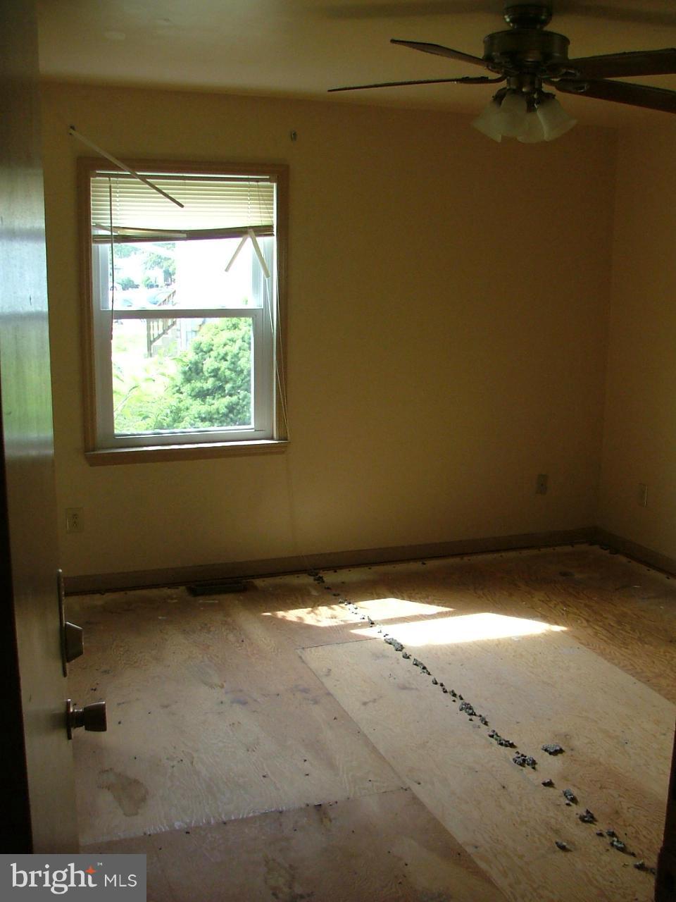 300 East Village Road Elkton, MD 21921 - Photo 8 of 14 Interior (General)