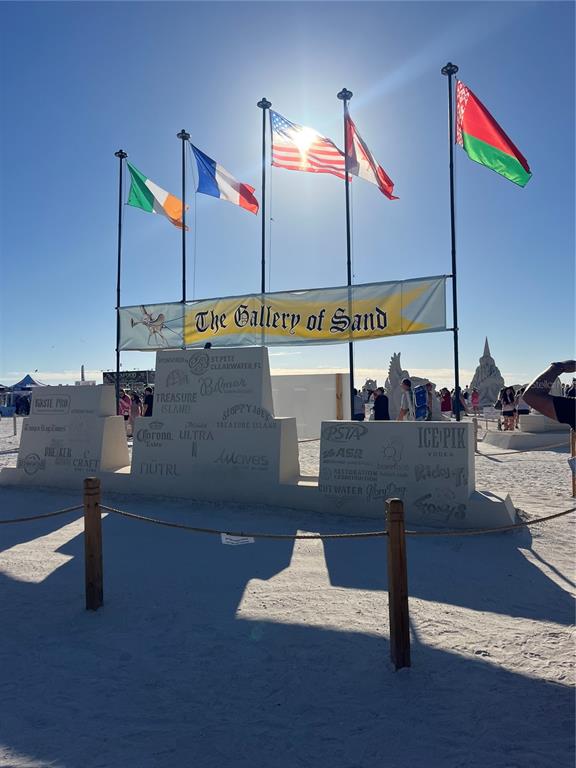 11315 3rd Street East Treasure Island, FL 33706 - Photo 34 of 46 a living room with furniture