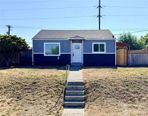 $419,950 | 615 South Hawthorne Street, Tacoma, WA 98465