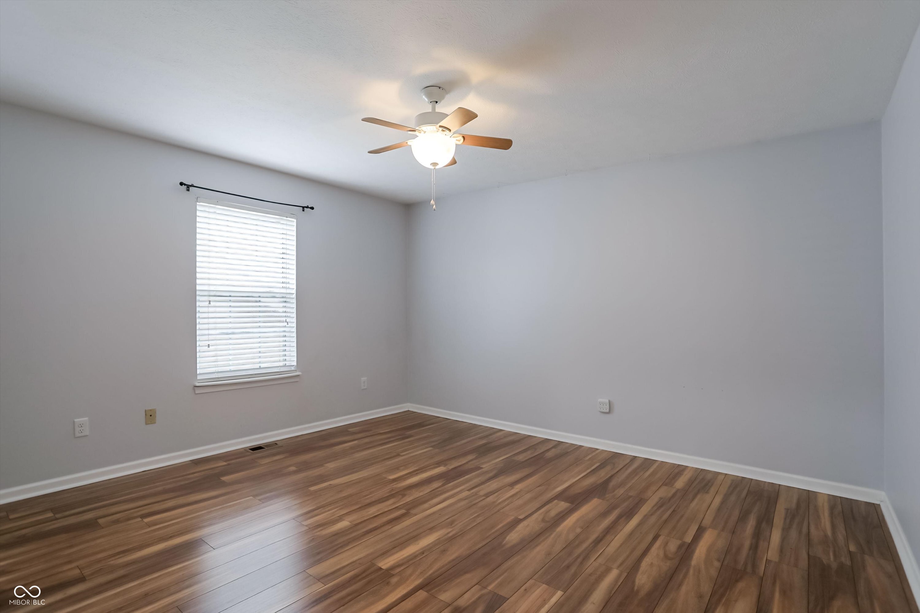 14904 Oak Road Carmel, IN 46033 - Photo 29 of 38