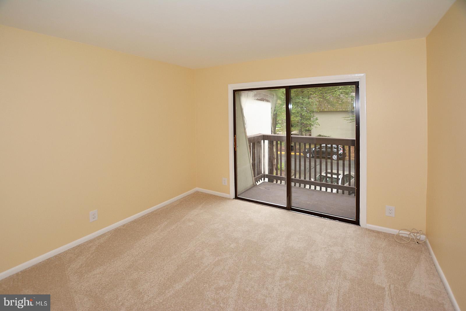 1639 Valencia Way Reston, VA 20190 - Photo 18 of 28 Second bedroom on upper level