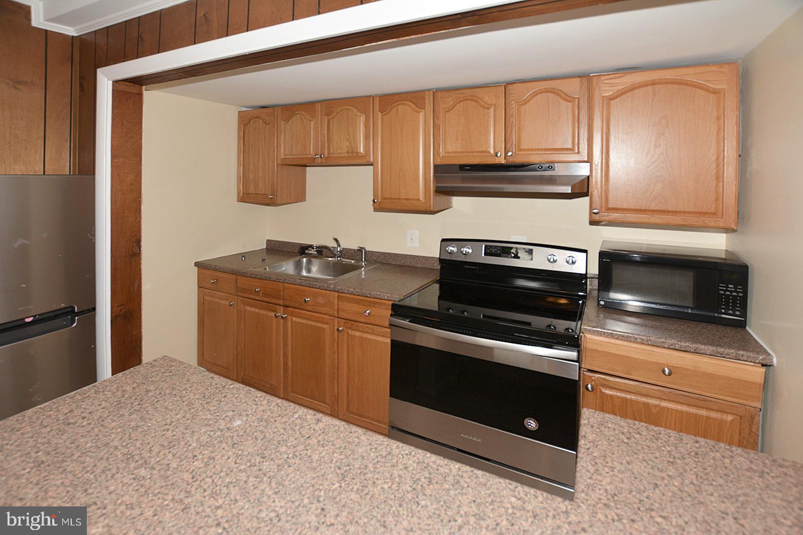 1639 Valencia Way Reston, VA 20190 - Photo 26 of 28 Second kitchen