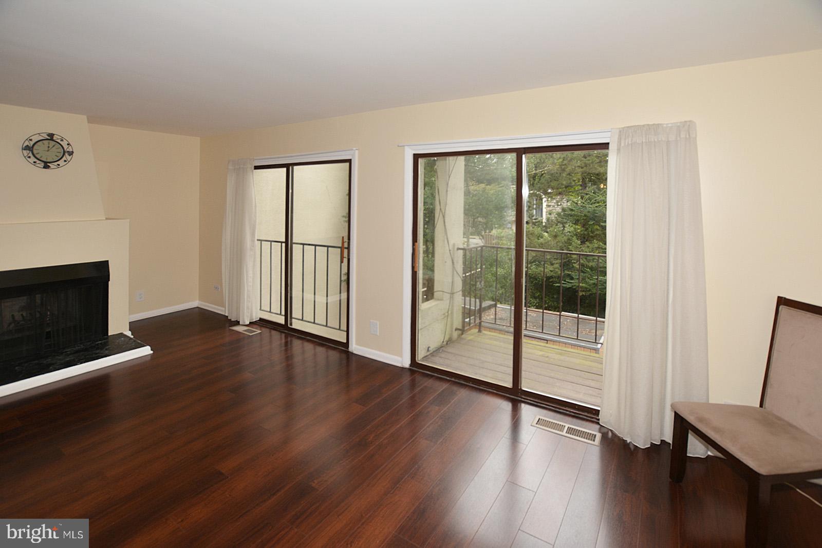 1639 Valencia Way Reston, VA 20190 - Photo 5 of 28 Living room with Brand new flooring