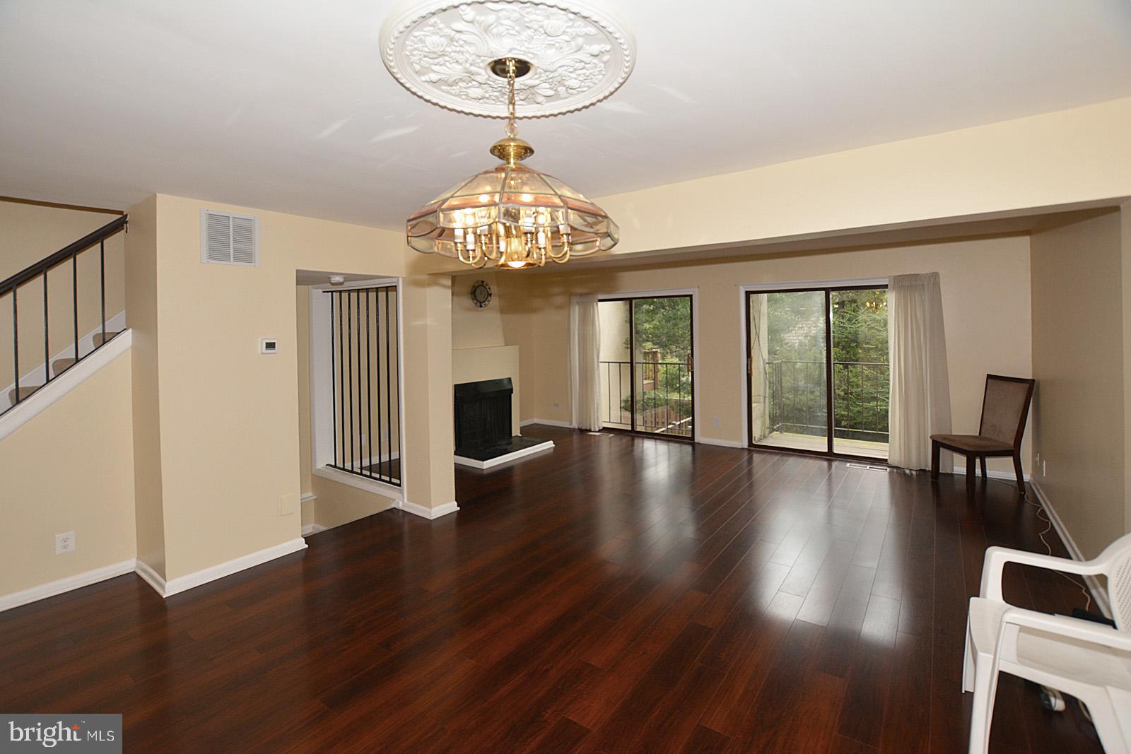 1639 Valencia Way Reston, VA 20190 - Photo 9 of 28 Living room and Dindin room