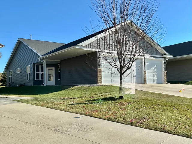 $345,000 | 2022 Longhorn Lane, Buffalo, MN 55313