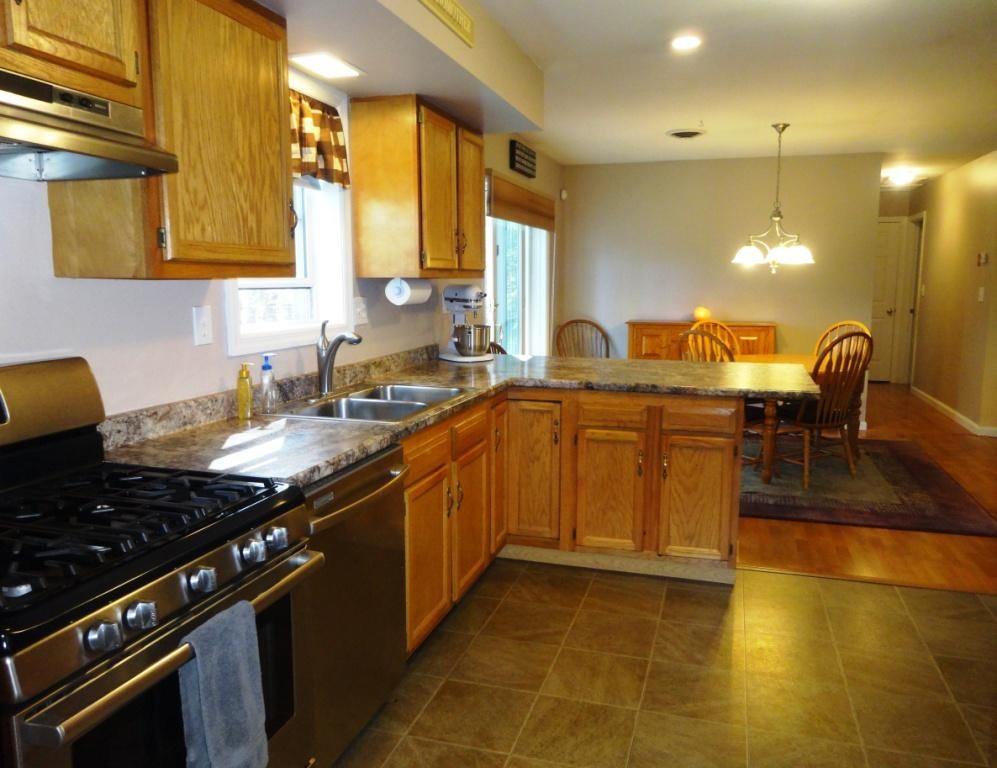 10 Day Road Swanzey, NH 03446 - Photo 4 of 29 Gallery Image 4