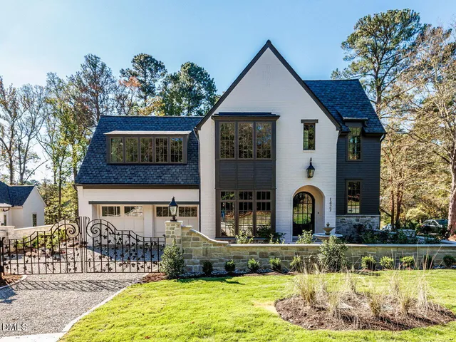 a front view of house with yard