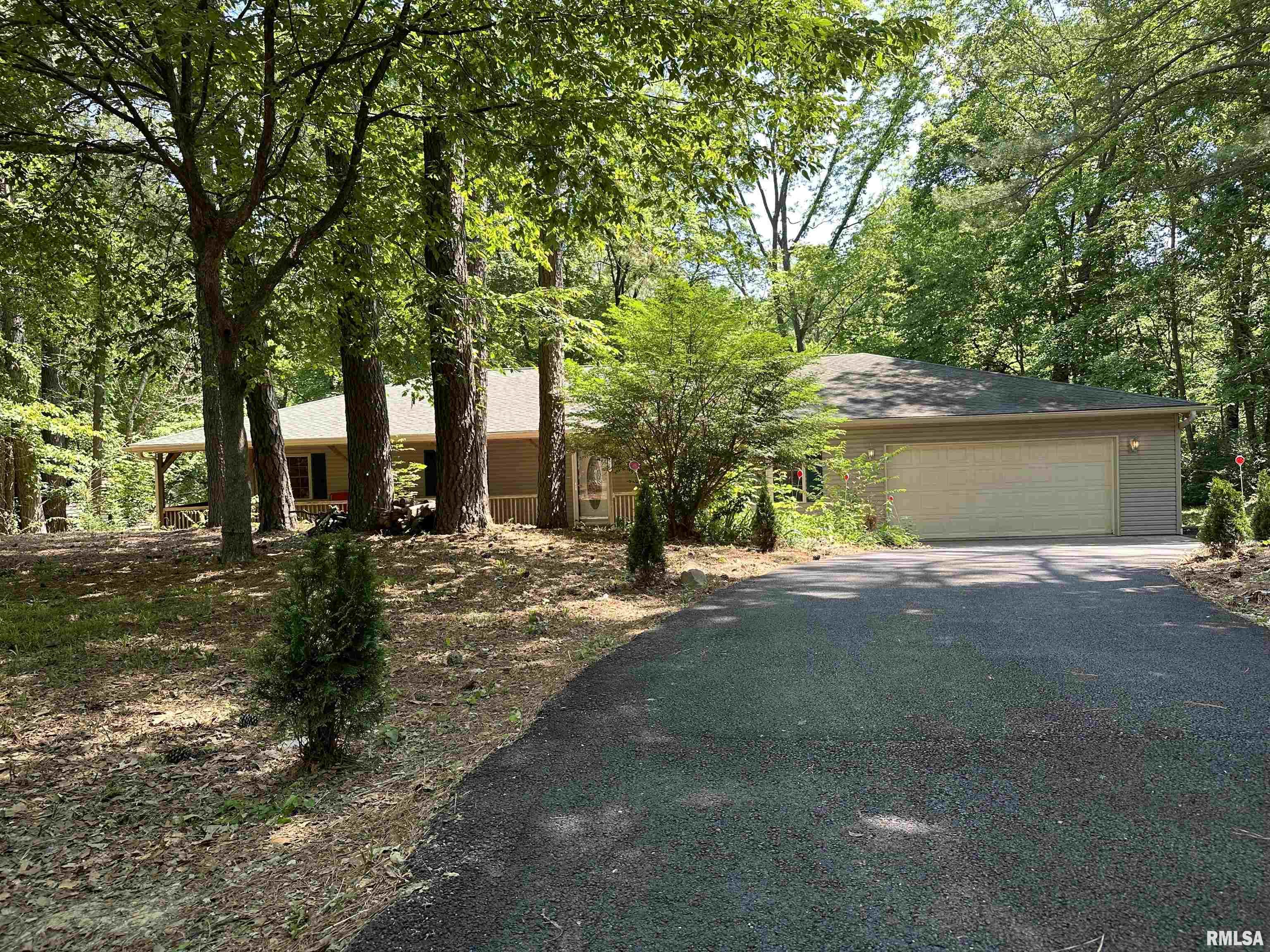 4716 Chautauqua Road Murphysboro, IL 62966 - Photo 1 of 71