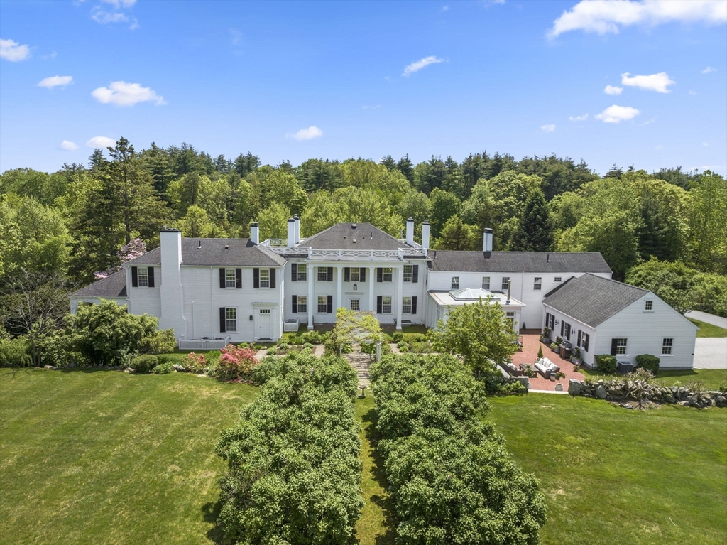 427 Concord Road Sudbury, MA 01776 - Photo 3 of 42 Gallery Image 3