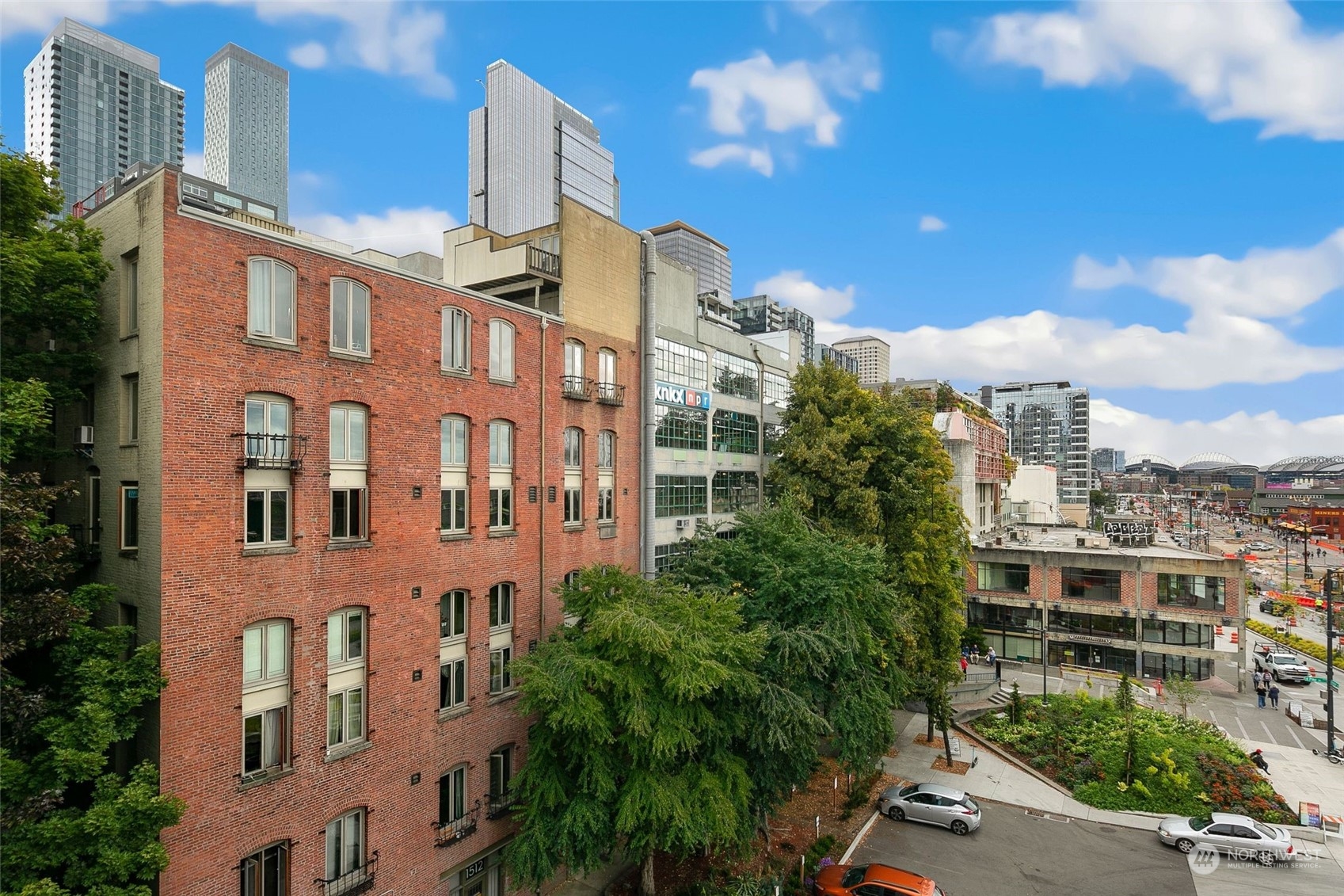 1507 Western Avenue, Unit R401 Seattle, WA 98101 - Photo 17 of 25