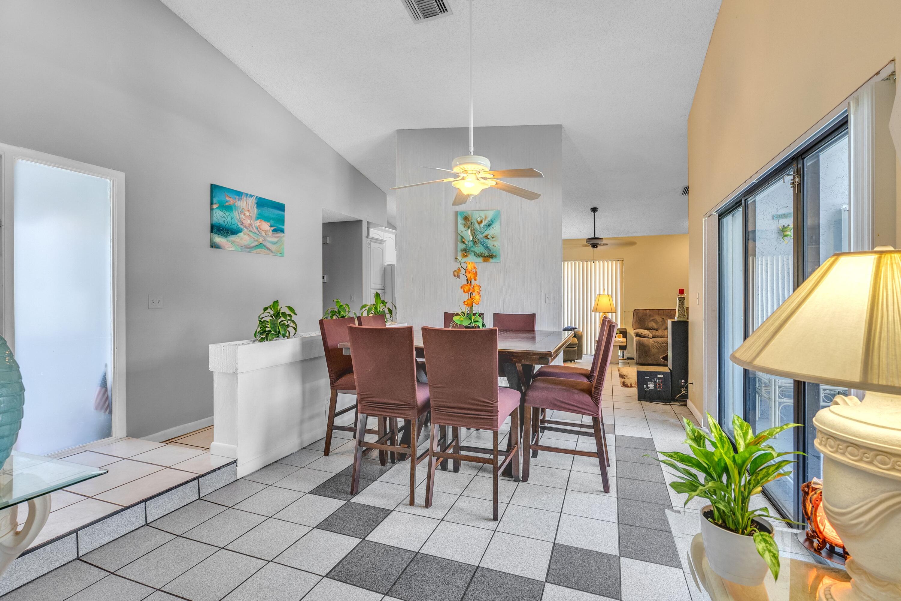 11508 Clear Creek Place Boca Raton, FL 33428 - Photo 4 of 23 Rz0AMseJ