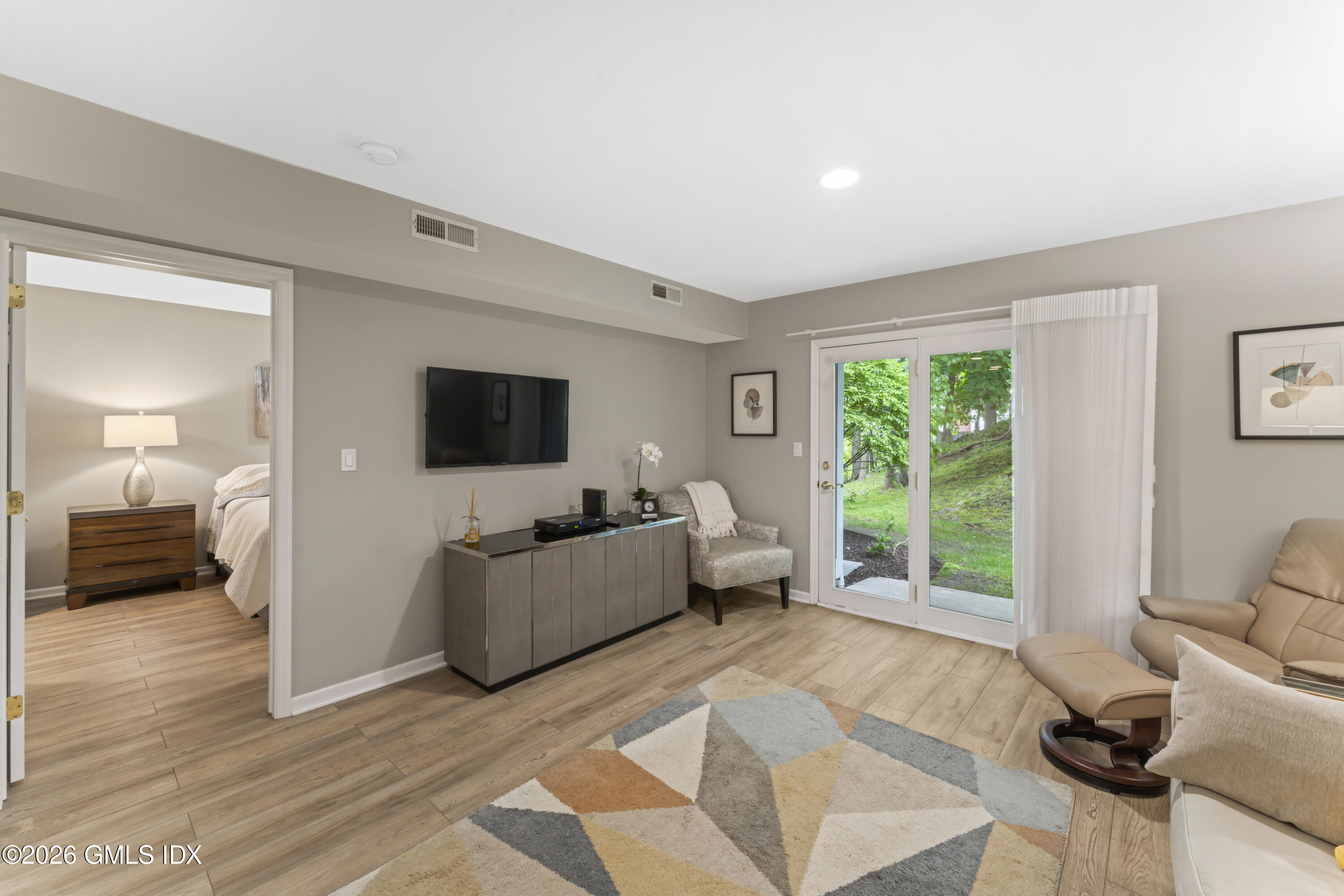351 Pemberwick Road, Unit 818 Greenwich, CT 06831 - Photo 11 of 31 DSC03839