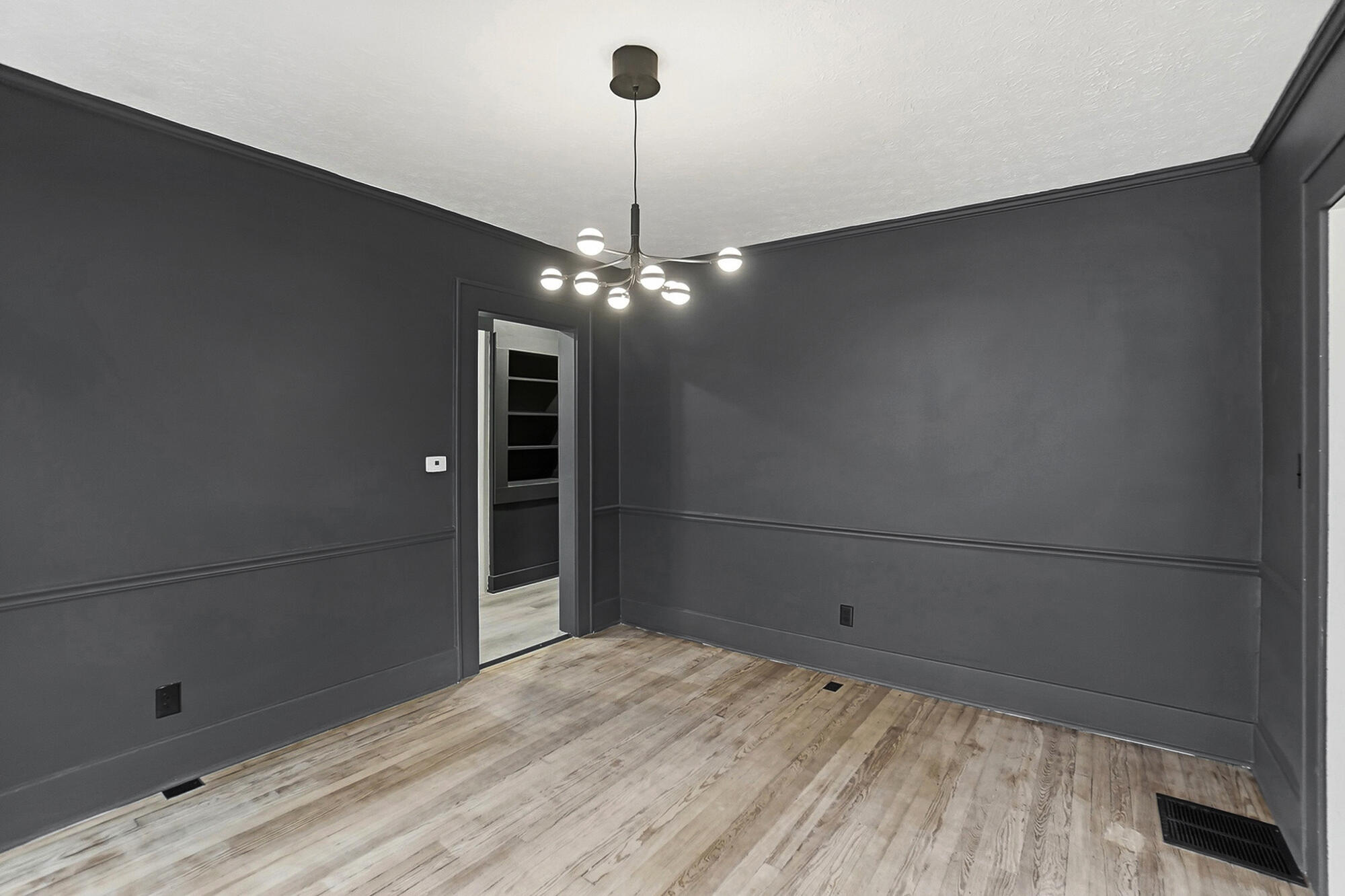 124 Englewood Road Springfield, OH 45504 - Photo 12 of 43 Gallery Image 12