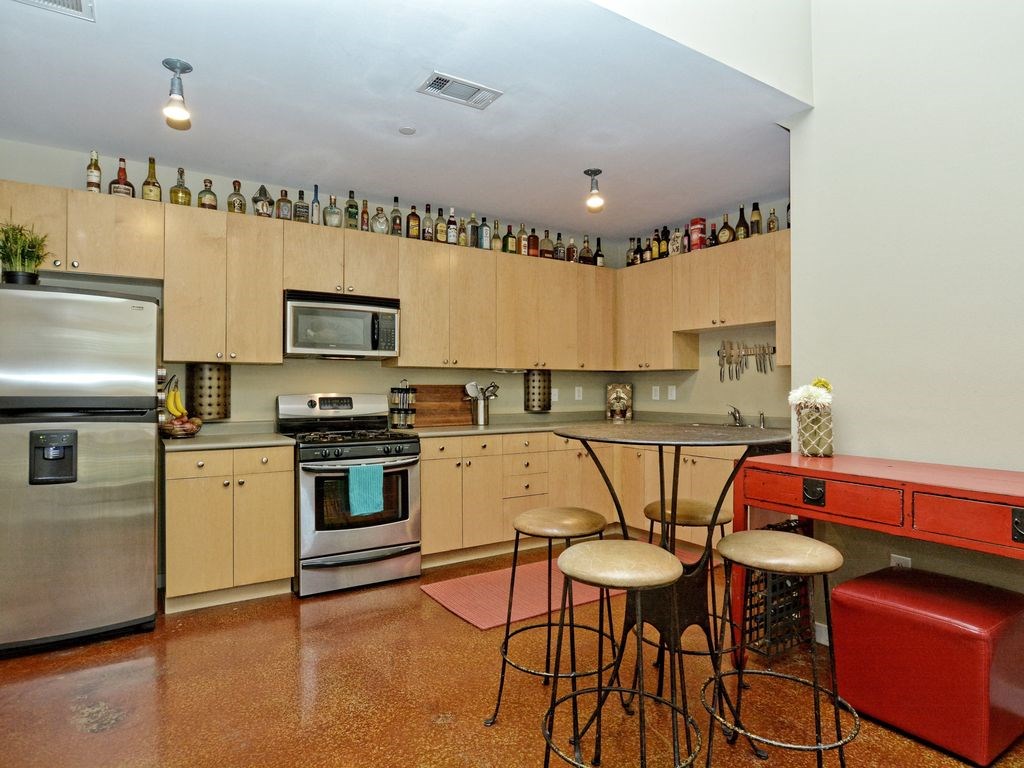 1601 East 5th Street, Unit 112 Austin, TX 78702 - Photo 2 of 11