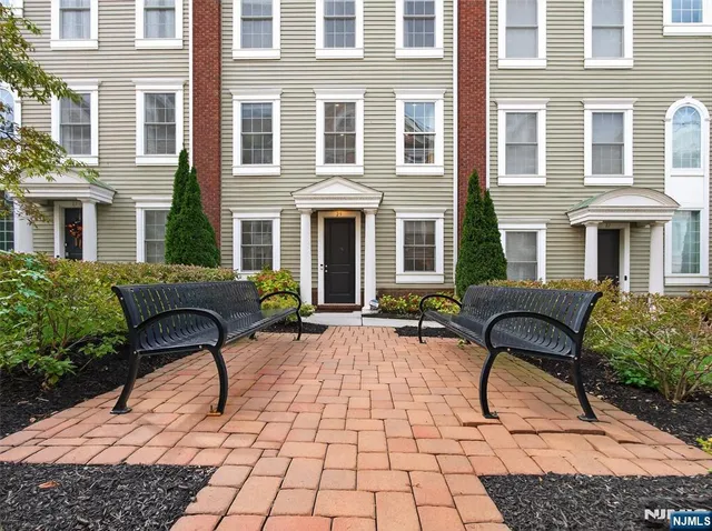 a house view with a outdoor space