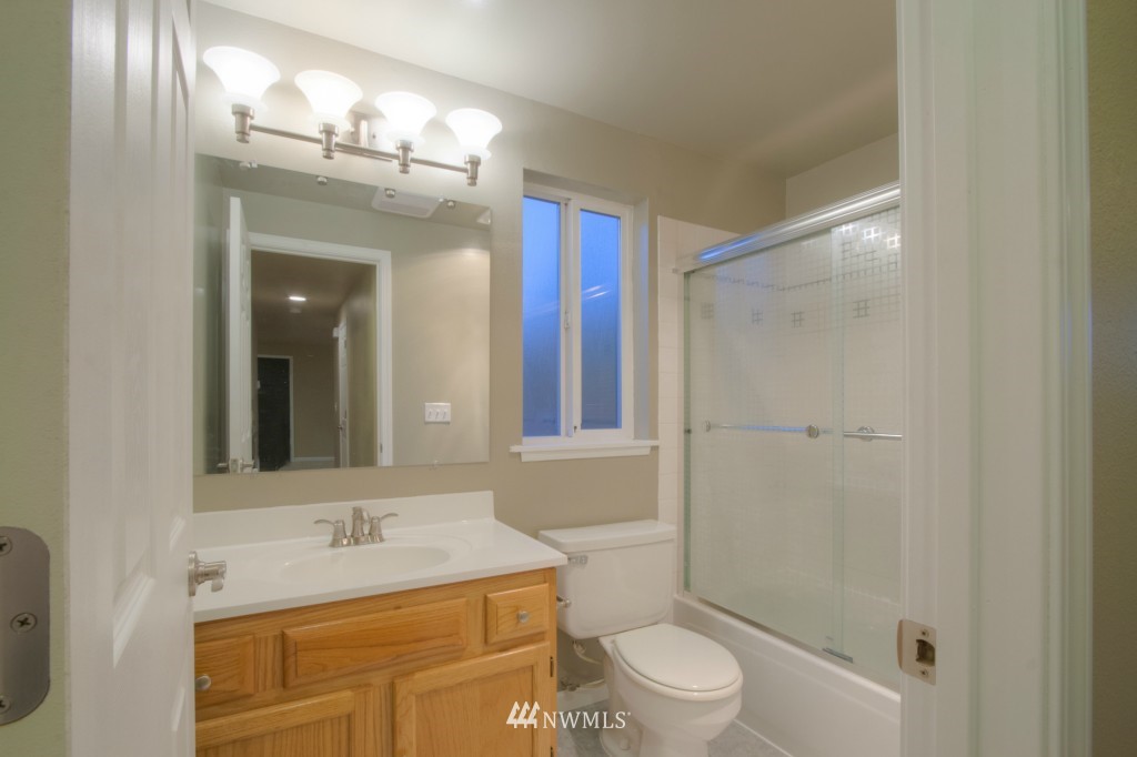 6818 East Cady Road Everett, WA 98203 - Photo 11 of 16