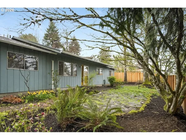 $525,000 | 6420 Caldwell Road, Gladstone, OR 97027