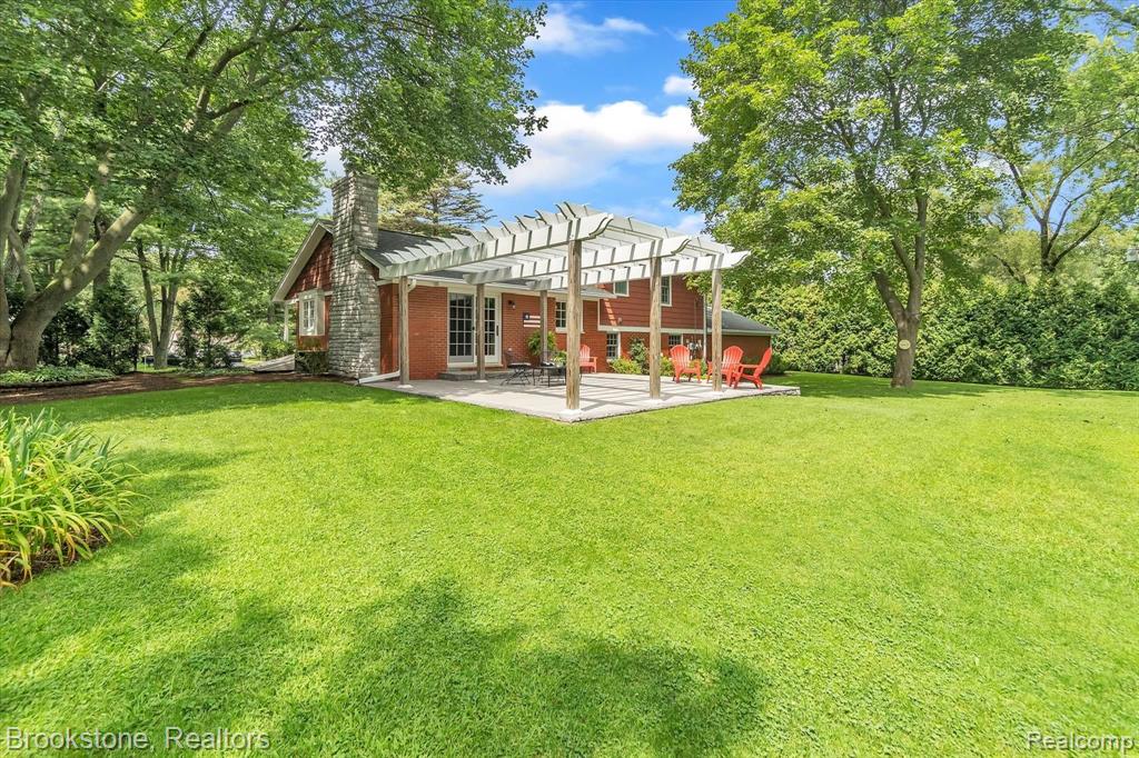 2515 Hickory Lawn Road Rochester Hills, MI 48307 - Photo 24 of 35