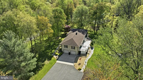 $604,950 | 4465 Camelot Drive, Pomfret, MD 20675