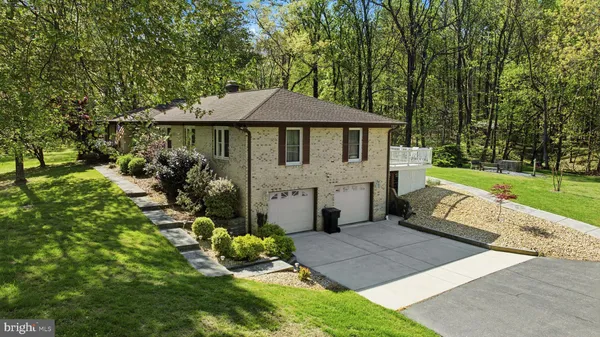 $604,950 | 4465 Camelot Drive, Pomfret, MD 20675