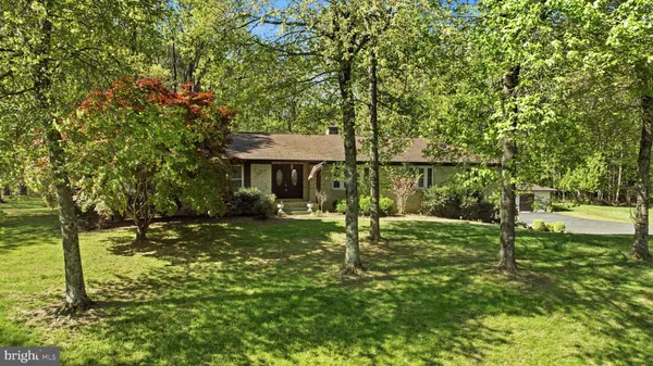 $604,950 | 4465 Camelot Drive, Pomfret, MD 20675