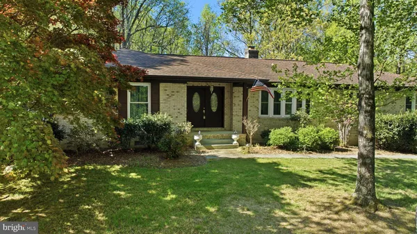 $604,950 | 4465 Camelot Drive, Pomfret, MD 20675