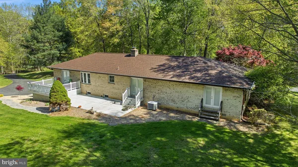 $604,950 | 4465 Camelot Drive, Pomfret, MD 20675