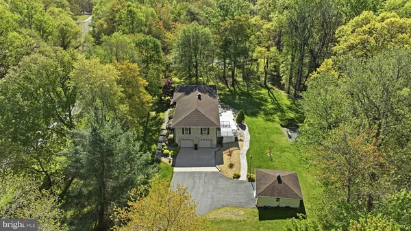 $604,950 | 4465 Camelot Drive, Pomfret, MD 20675