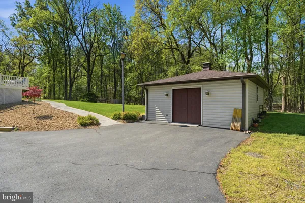 $604,950 | 4465 Camelot Drive, Pomfret, MD 20675