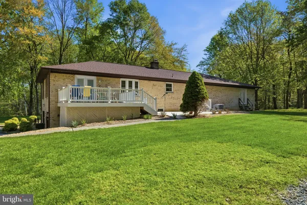 $604,950 | 4465 Camelot Drive, Pomfret, MD 20675