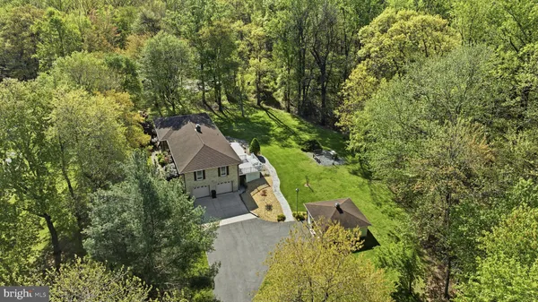 $604,950 | 4465 Camelot Drive, Pomfret, MD 20675