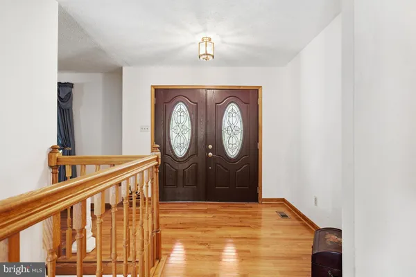 $604,950 | 4465 Camelot Drive, Pomfret, MD 20675