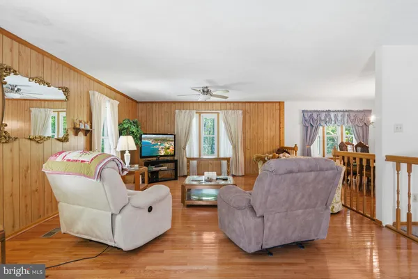 $604,950 | 4465 Camelot Drive, Pomfret, MD 20675