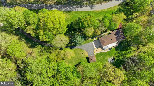 $604,950 | 4465 Camelot Drive, Pomfret, MD 20675