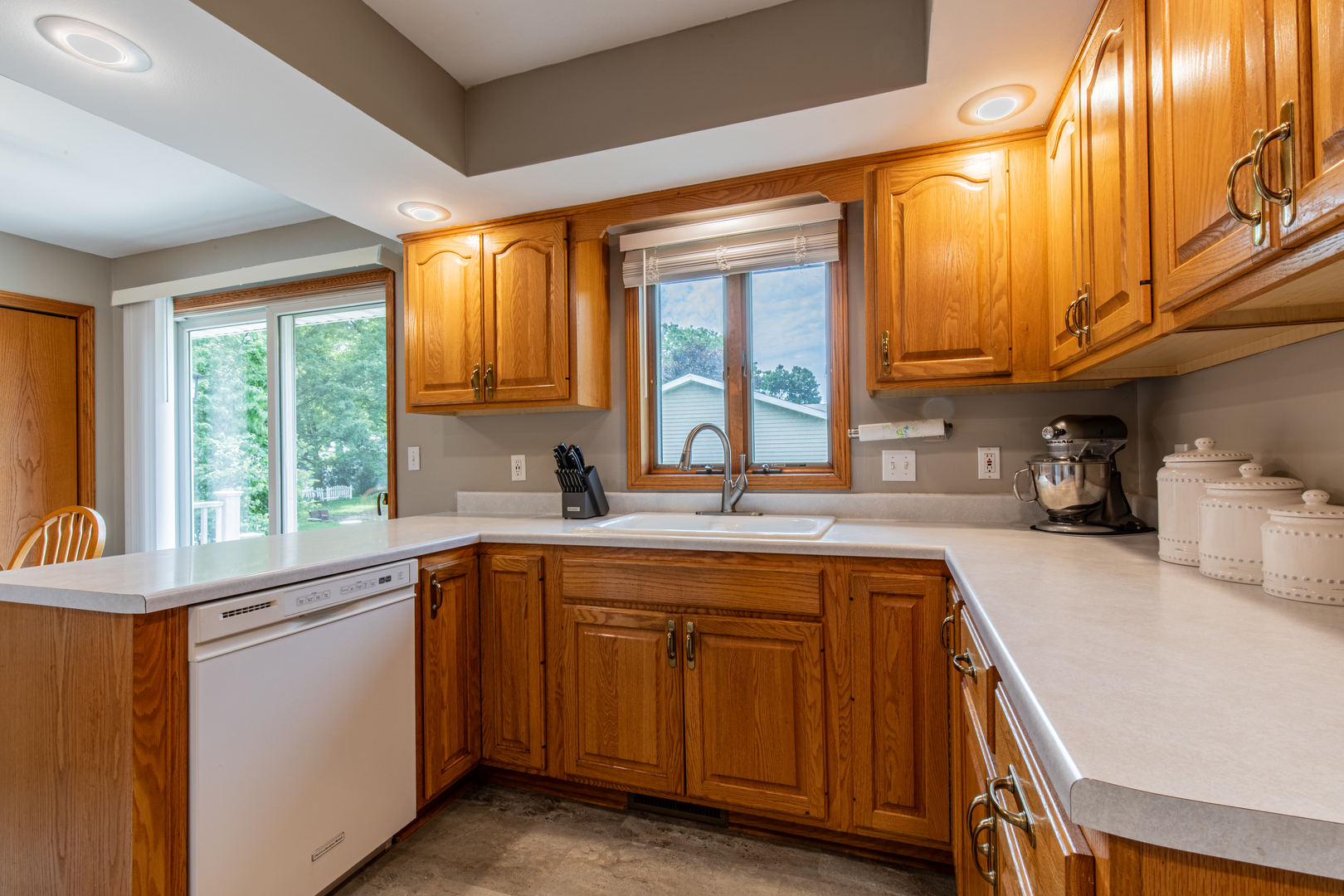 209 North Pleasant Street Ohio, IL 61349 - Photo 11 of 34