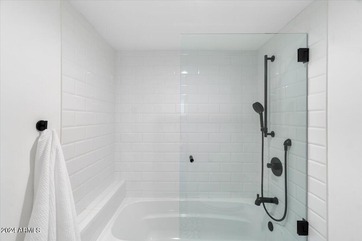 4514 East Pebble Ridge Road Paradise Valley, AZ 85253 - Photo 43 of 64 Bedroom 2 Ensuite