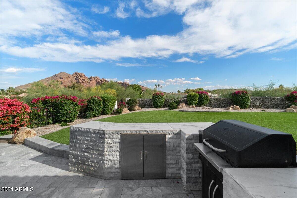 4514 East Pebble Ridge Road Paradise Valley, AZ 85253 - Photo 56 of 64 Exterior View
