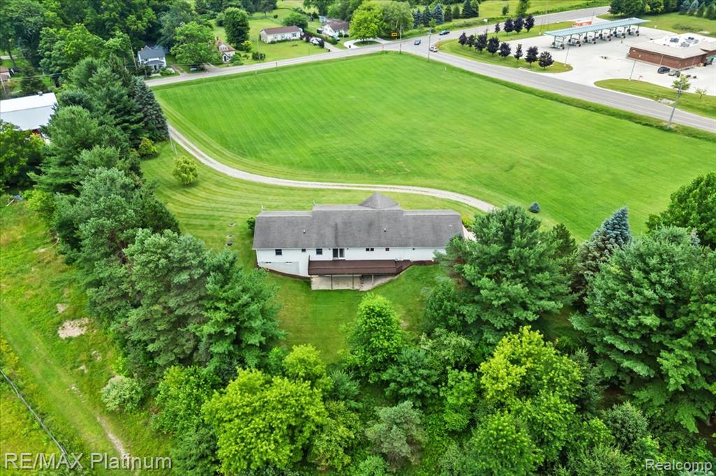 6893 Sanford Road Howell, MI 48855 - Photo 43 of 44