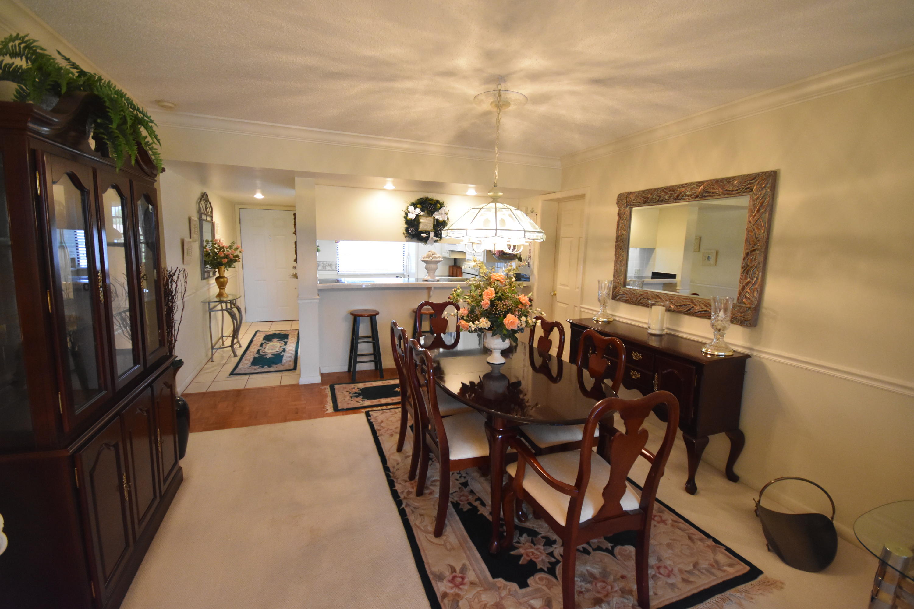 6109 Balboa Circle, Unit 406 Boca Raton, FL 33433 - Photo 7 of 29 Dining Room