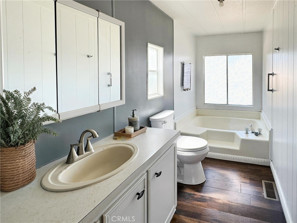 31130 South General Kearny Road, Unit 136 Temecula, CA 92591 - Photo 13 of 24