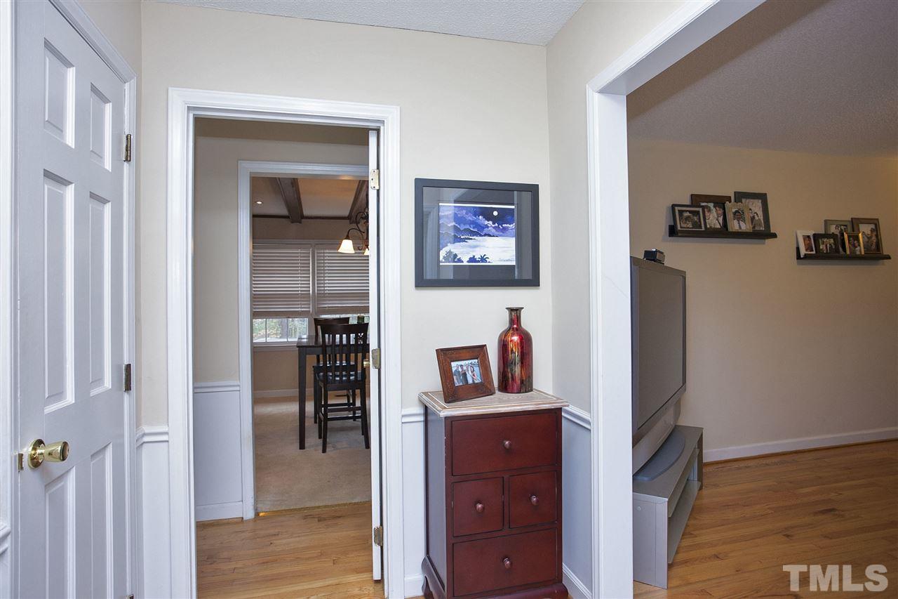 6809 Franklin Heights Road Cary, NC 27518 - Photo 2 of 18 Gallery Image 2