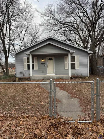 $150,000 | 1210 Southwest Lincoln Street, Topeka, KS 66604