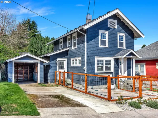 $499,000 | 933 8th Street, Astoria, OR 97103